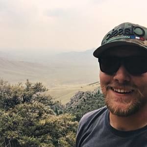 Meet your Posher, Derek